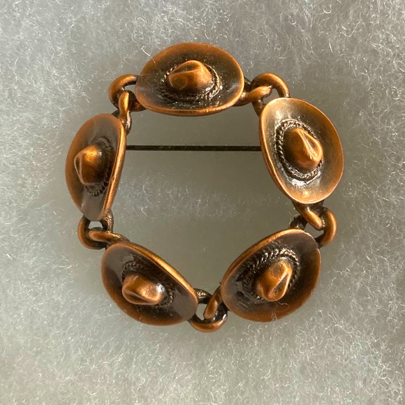 Jewelry - Cowboy Hat Brooch - Vintage